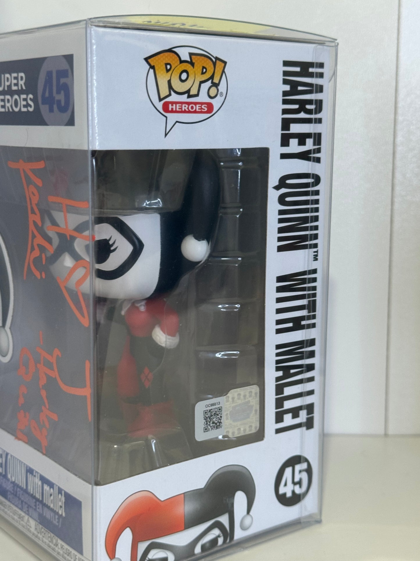 : Funko Pop! DC Super Heroes – Harley Quinn with Mallet #45 (Signed)